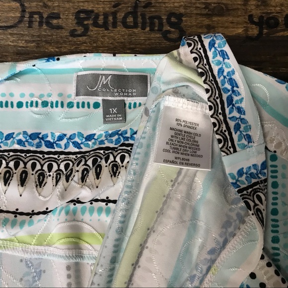 JM Collection Woman’s Top - Picture 6 of 7